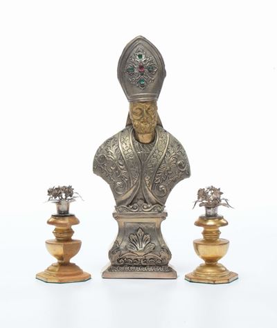 Modello per Busto di Santo e Due Vasetti Dorati