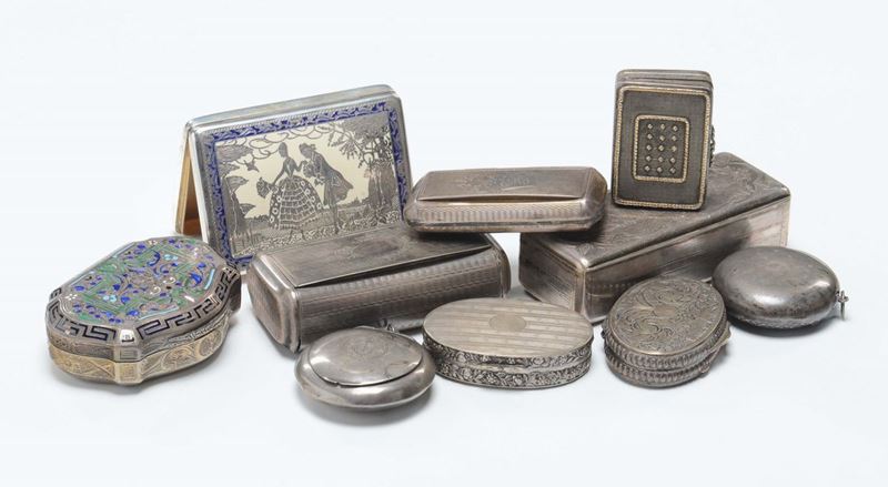 Lotto di scatoline in argento e smalti  - Asta Antiquariato - Cambi Casa d'Aste