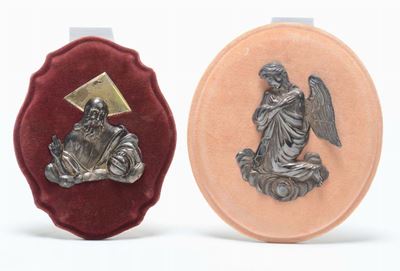 Due Bassorilievi in Argento Raffiguranti Angelo e Dio Padre