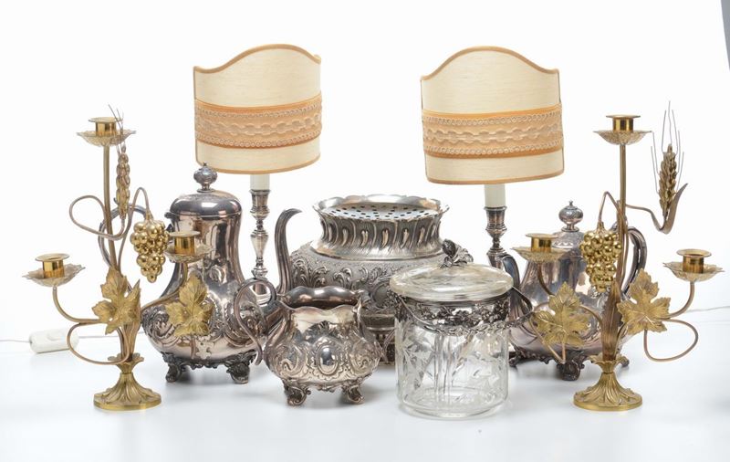 Lotto misto con oggetti in metallo  - Asta Antiquariato - Cambi Casa d'Aste