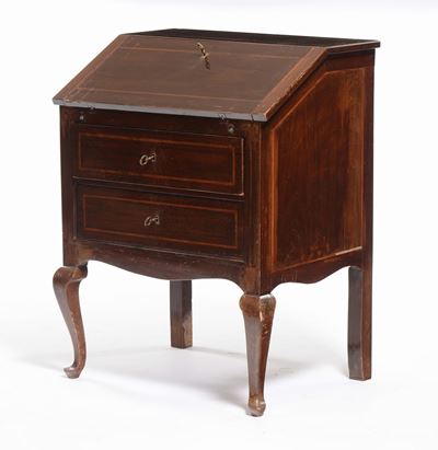 Piccolo Bureau in Stile Lastronato e Filettato, XX Secolo