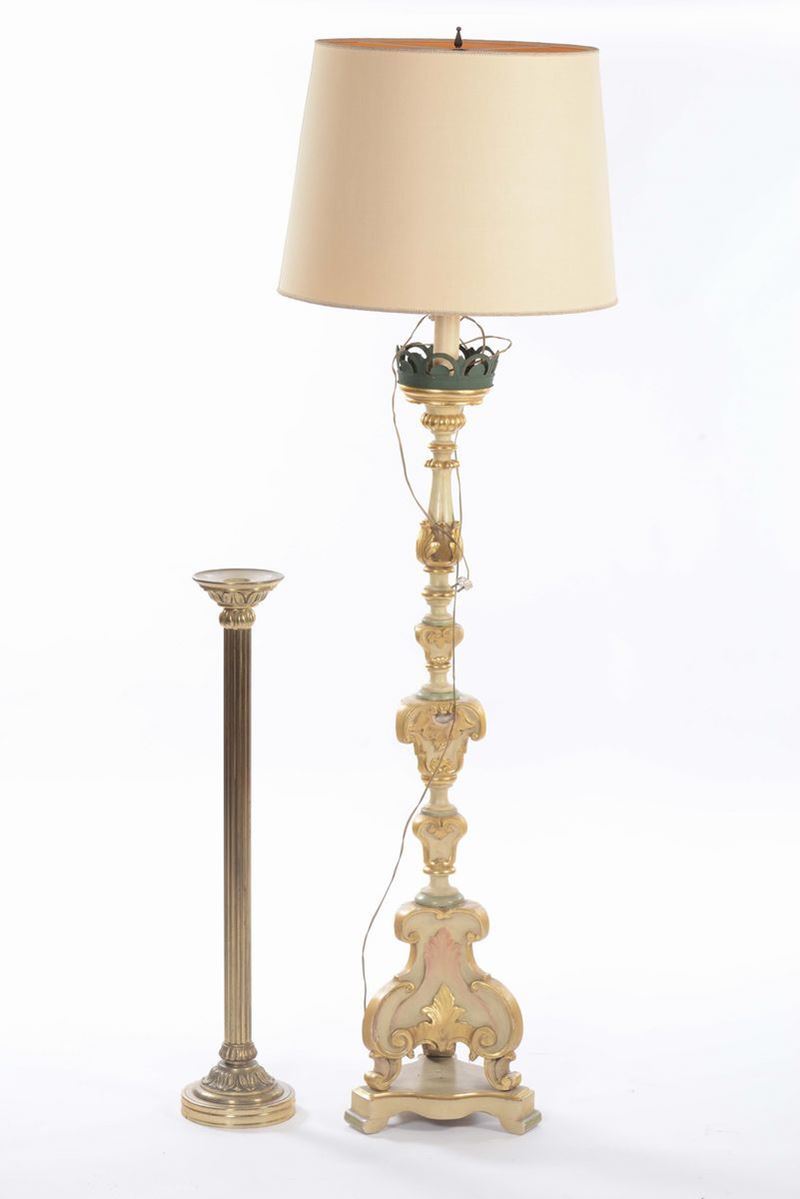 Torciera in legno laccato e dorato, XIX secolo  - Asta Antiquariato - Cambi Casa d'Aste