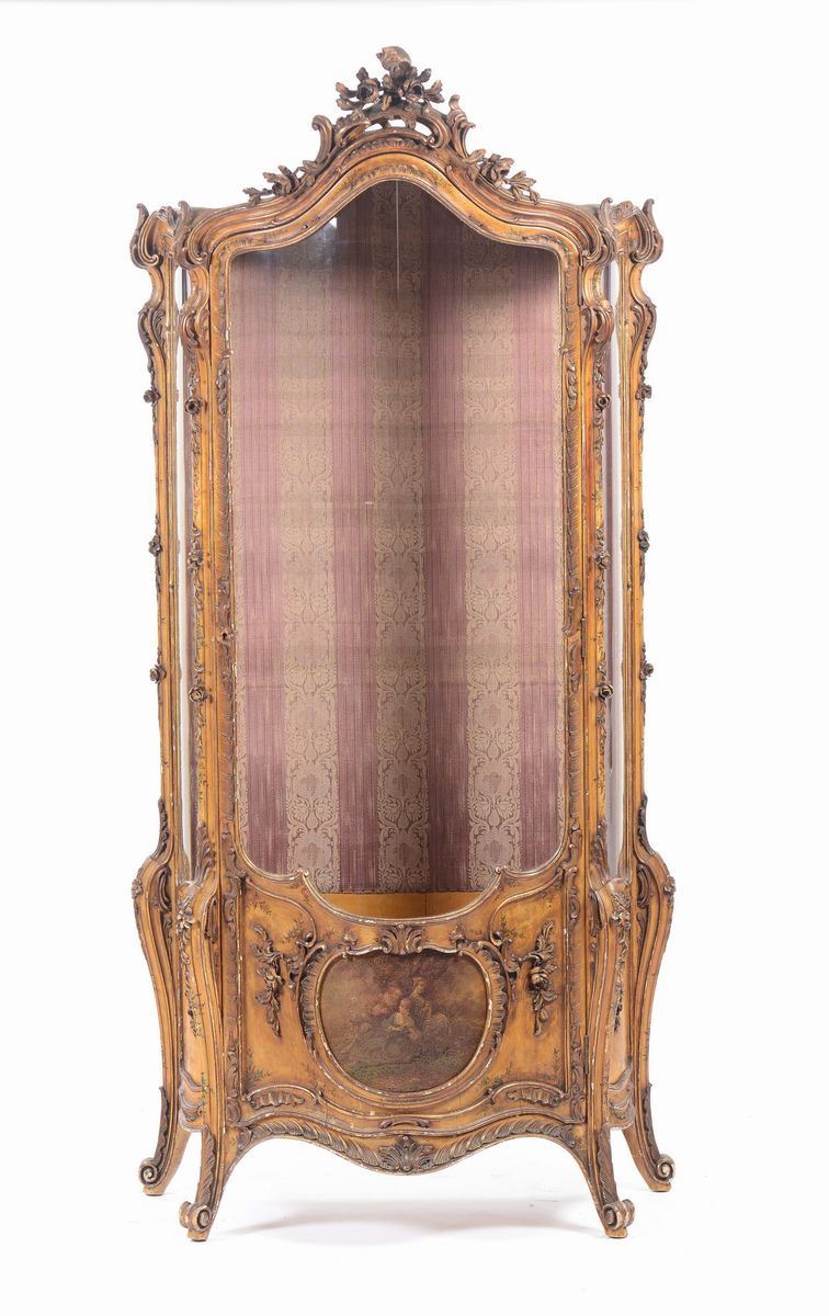 Vetrina in legno laccato e dorato in stile Luigi XV, XIX-XX secolo  - Auction Fine Art - Cambi Casa d'Aste
