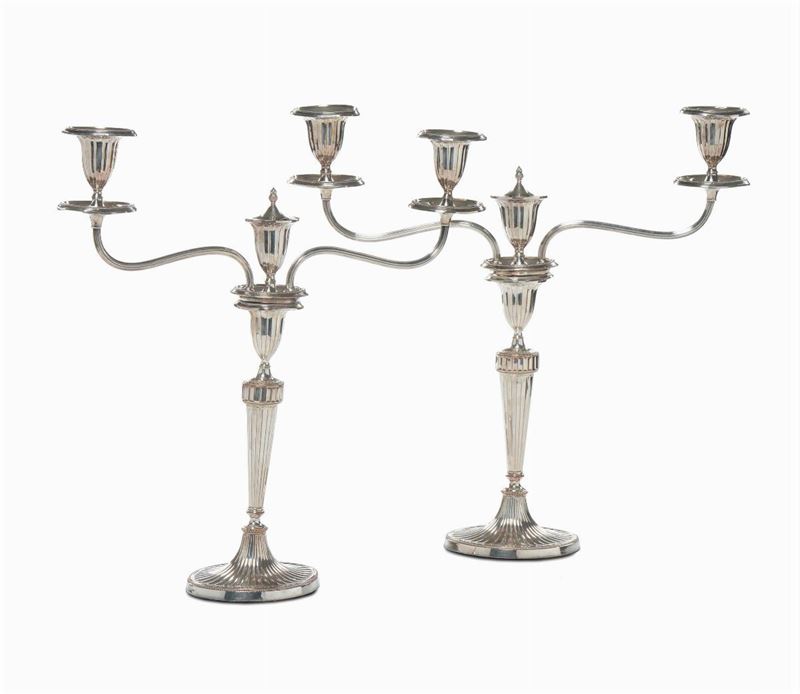 Coppia di doppieri in argento, XX secolo  - Asta Antiquariato - Cambi Casa d'Aste