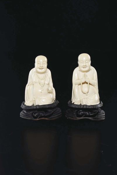 Due Figure di Budai Scolpite in Avorio, Cina, Inizio XX Secolo