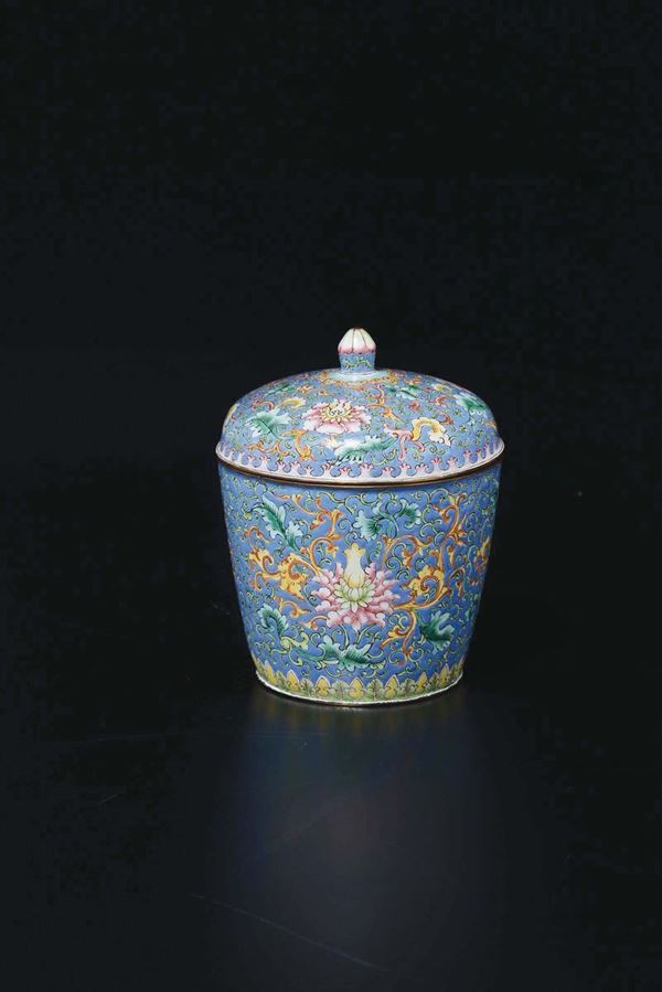 A cloisonné enamel vase and cover depicting lotus flower, China, Qing Dynasty, 19th century