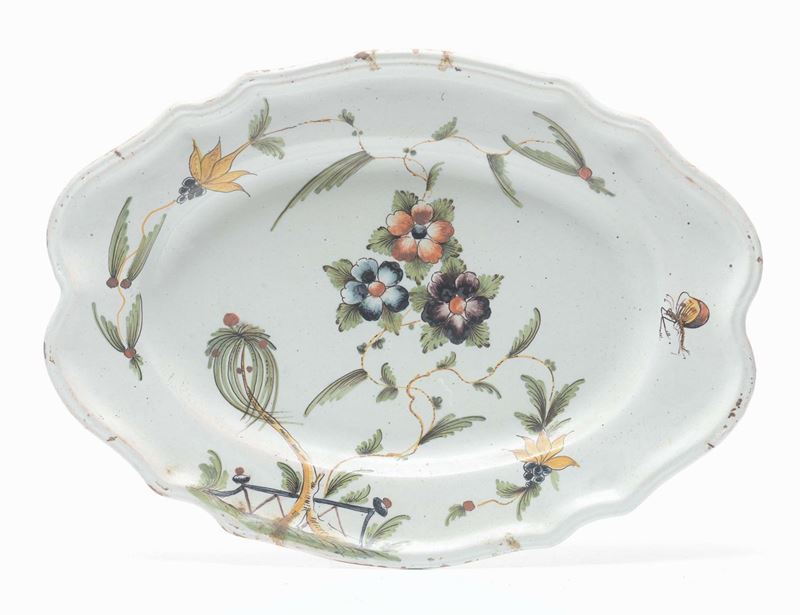 Vassoietto in maiolica policroma, Francia XIX secolo  - Auction Fine Art - Cambi Casa d'Aste