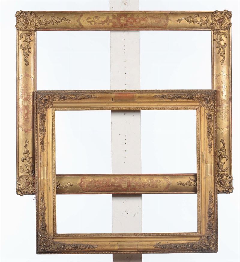 Cinque cornici dorate e decorate in rilievo a stucco, XX secolo  - Auction Fine Old Frames - Cambi Casa d'Aste