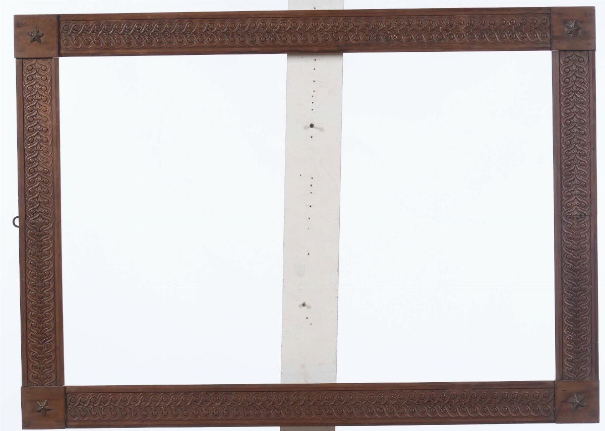 Due Cornici Diverse con Angoli Decorati, XIX Secolo