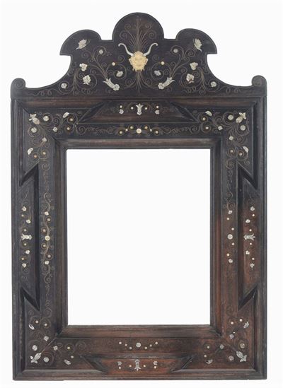 Cornice Ebanizzata con Inserti Madreperla, Metallo e Avorio, XIX Secolo