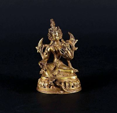 Scultura in Bronzo Dorato Raffigurante Amitaya su Fiore di Loto, Nepal, XIX Secolo