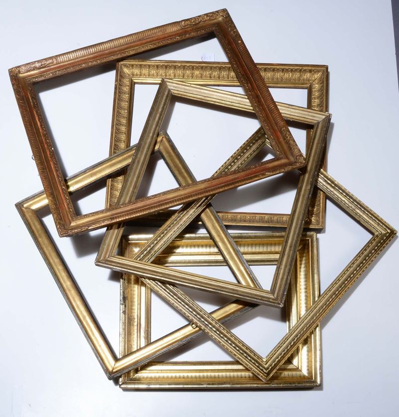 Gruppo di sei cornici dorate con fascia sagomata, XX secolo  - Auction Fine Old Frames - Cambi Casa d'Aste