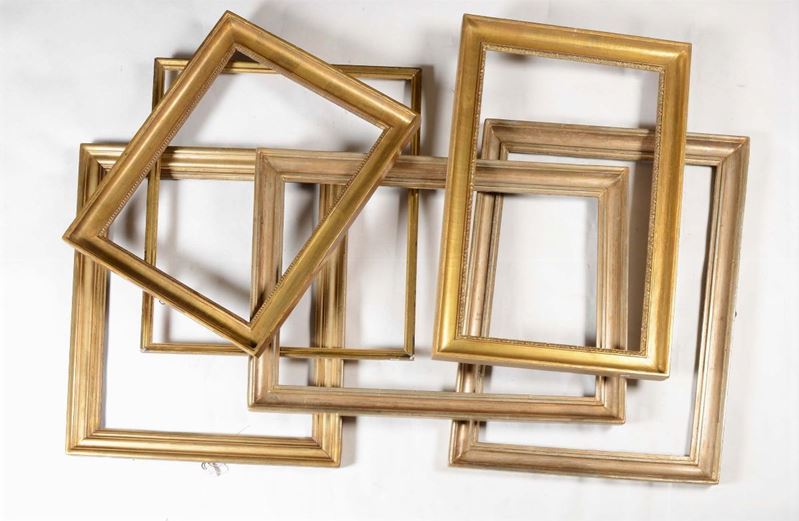 Gruppo di sei cornici dorate con fascia decorata , XIX-XX secolo  - Auction Fine Old Frames - Cambi Casa d'Aste