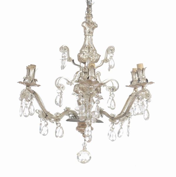 Lampadario a sei bracci in cristallo e legno argentato, XX secolo