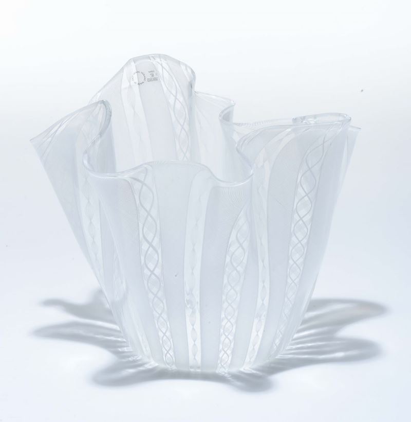 Vaso a fazzoletto in cristallo, Venini, Murano  - Auction Fine Art - Cambi Casa d'Aste