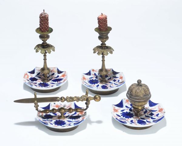 Set da scrivania in bronzo e porcellana, XIX secolo