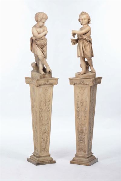 Coppia di Putti con Grappoli D’uva Piedistalli in Terracotta Signa