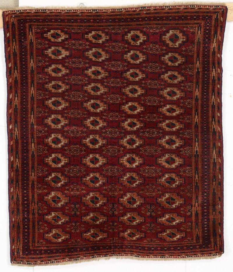 Tappeto turkmeno inizio XX secolo  - Auction Fine Art - Cambi Casa d'Aste