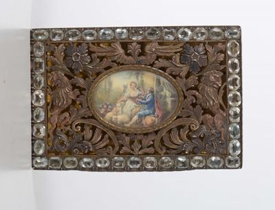 Scatolina in Argento Traforato e Pietre Dure, XIX Secolo
