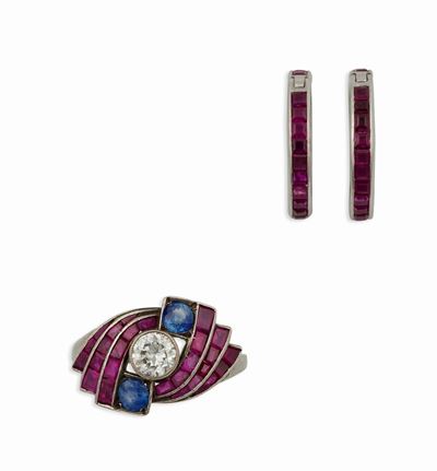 Parure Composta da Orecchini ed Anello con Rubini, Zaffiri e Diamante