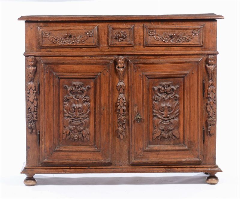 Credenza in legno intagliato, XIX secolo  - Auction Asta a Tempo Antiquariato - Cambi Casa d'Aste