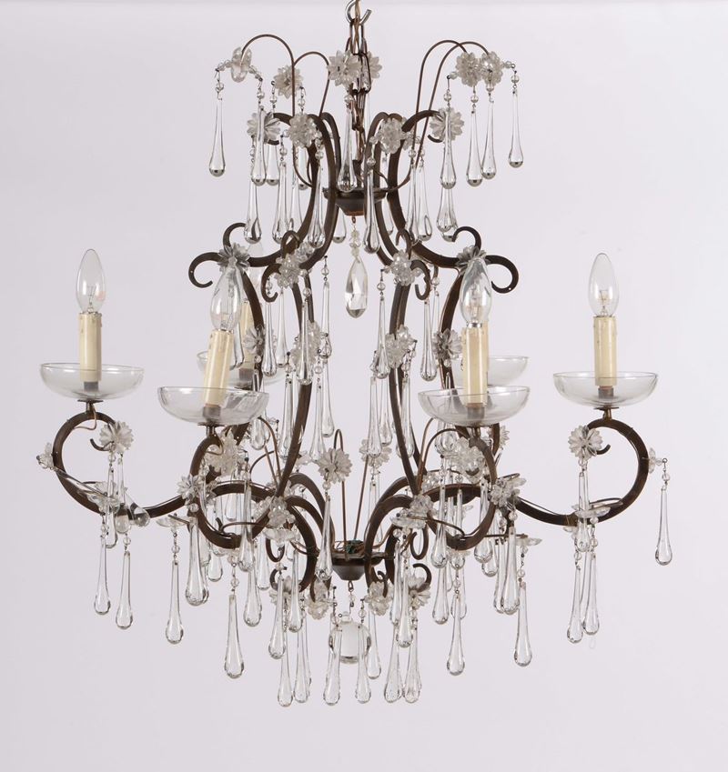 Lampadario a sei luci in metallo e cristalli, XX secolo  - Auction Fine Art - Cambi Casa d'Aste