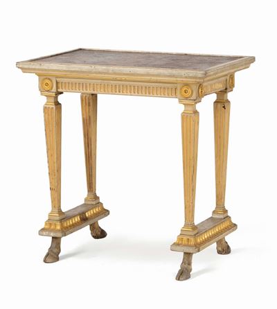 Consolina in Stile Luigi XVI in Legno Laccato e Dorato, XIX Secolo