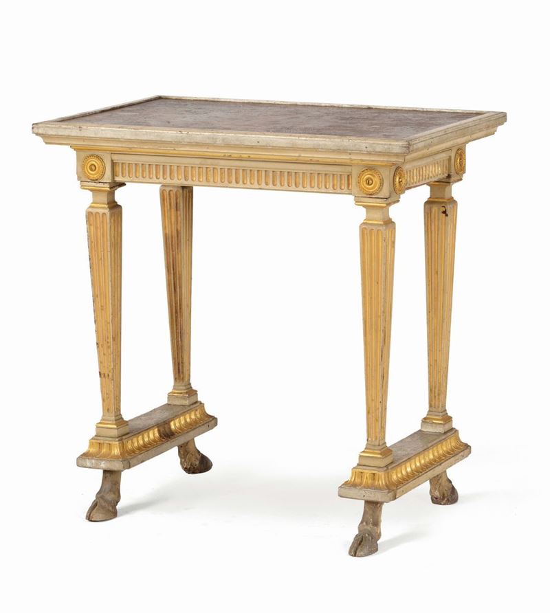 Consolina in stile Luigi XVI in legno laccato e dorato, XIX secolo  - Auction Fine Art - Cambi Casa d'Aste