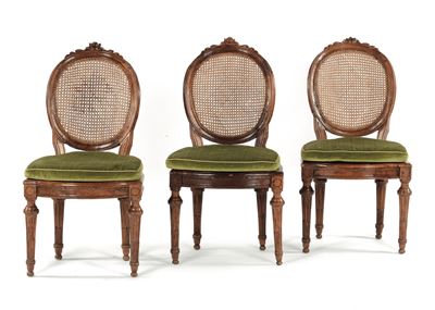 Tre Sedie Ovaline in Noce, Fine XVIII Secolo