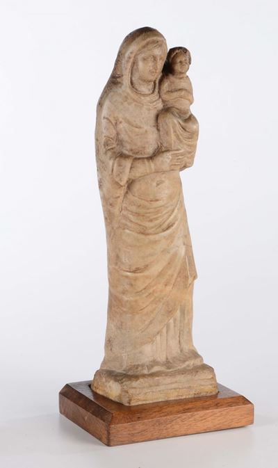 Madonna con Bambino in Marmo Scolpito, XX Secolo