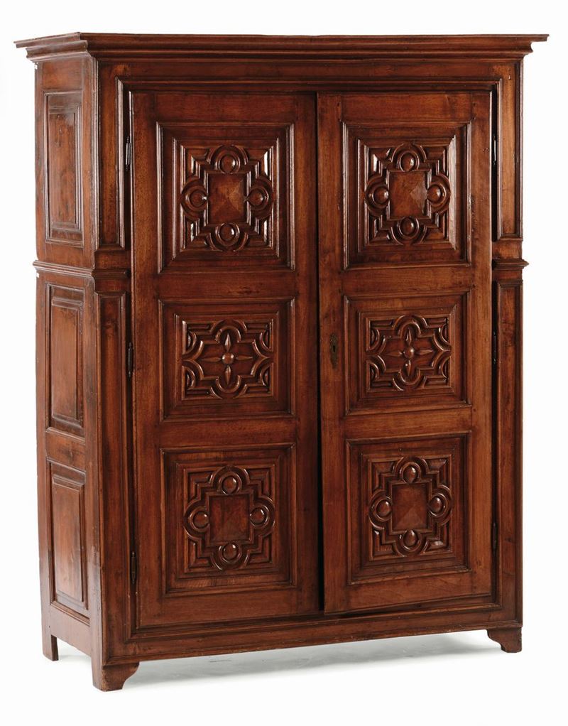 Armadio pannellato a due ante, XIX secolo  - Asta Antiquariato - Cambi Casa d'Aste