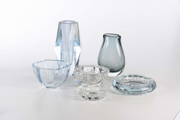 Lotto composto da sei oggetti in cristallo moderni