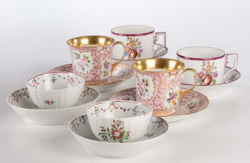 Tre coppie di tazzine, una del XVIII secolo e due XIX-XX secolo  - Auction Fine Art - Cambi Casa d'Aste