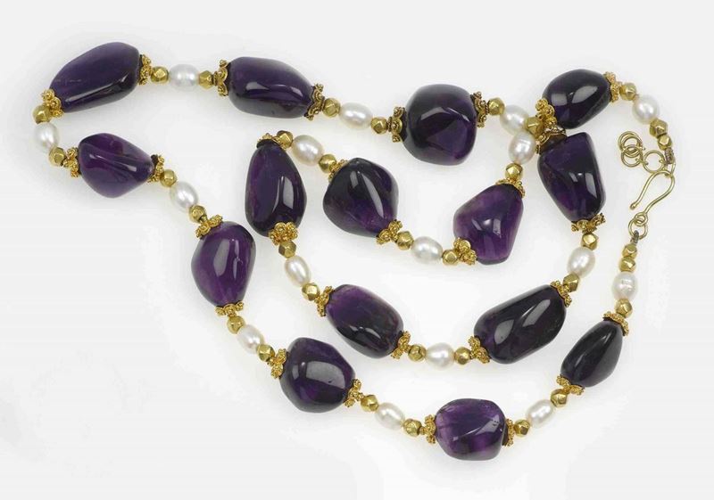 Collana con ametiste burattate e piccole perle  - Asta Vintage, Gioielli e Bijoux - Cambi Casa d'Aste