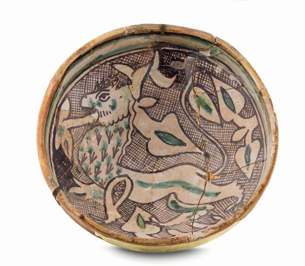 An Italian washbowl, upper Lazio, workshop from the second half of the 15th century