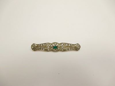 Spilla con Smeraldo e Diamanti di Vecchio Taglio