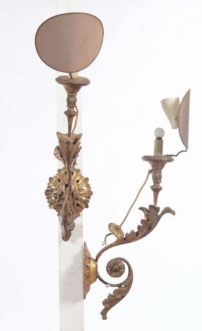 Coppia di Appliques in Legno Intagliato e Dorato, XVIII Secolo