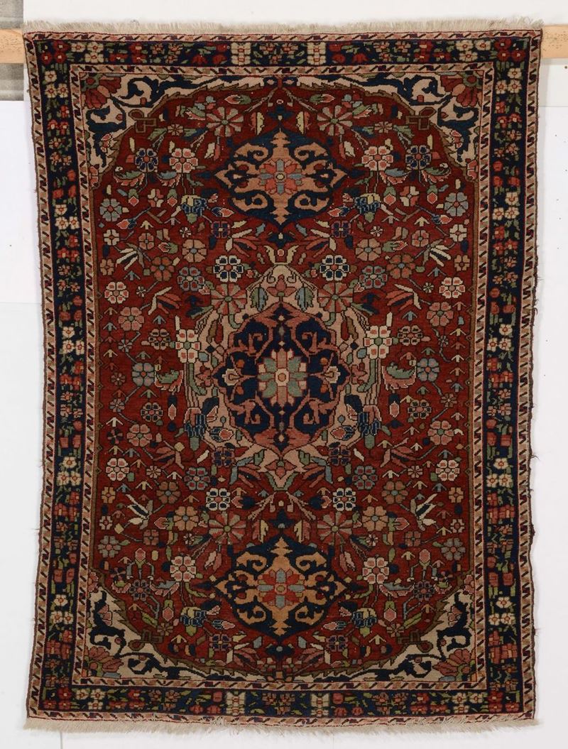 Tappeto persiano Baktiary fine XIX inizio XX secolo  - Asta Antiquariato - Cambi Casa d'Aste