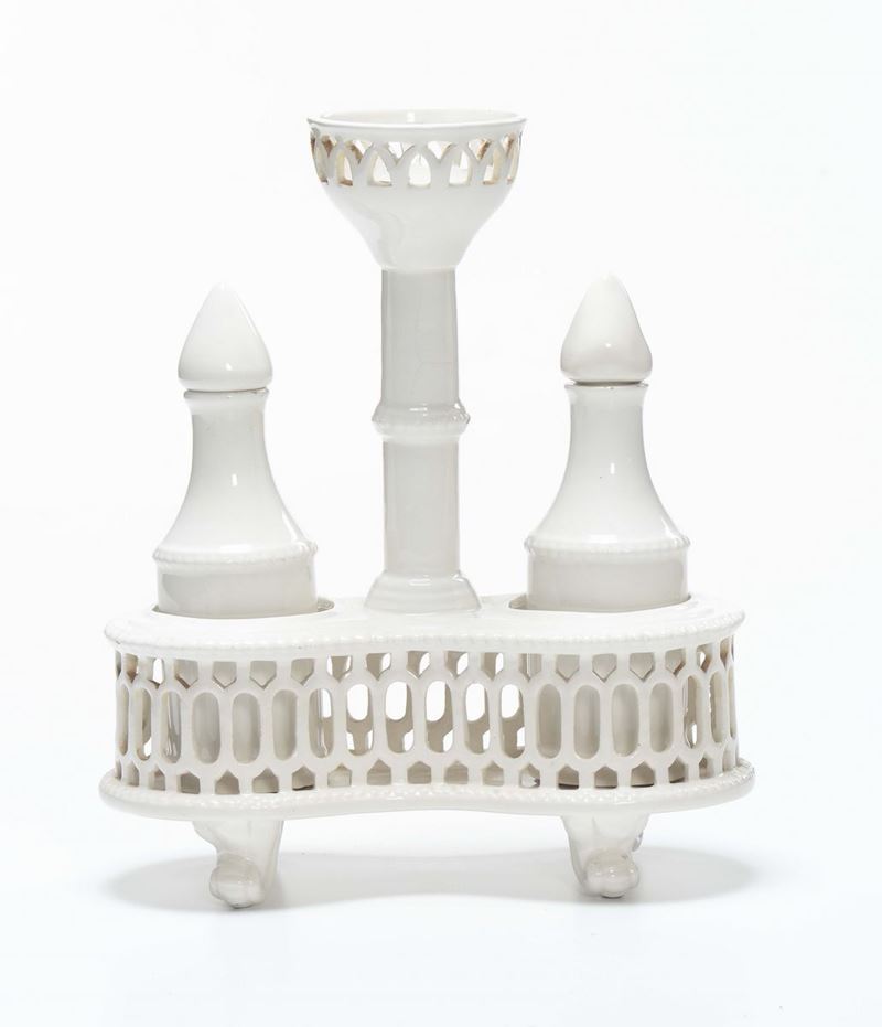 Oliera in terraglia bianca, inizio XX secolo  - Auction Fine Art - Cambi Casa d'Aste