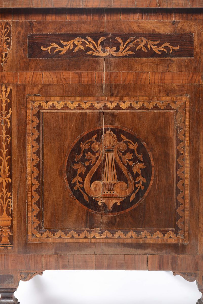 Cassettone Luigi XVI Lastronato ed Intarsiato, XVIII-XIX Secolo