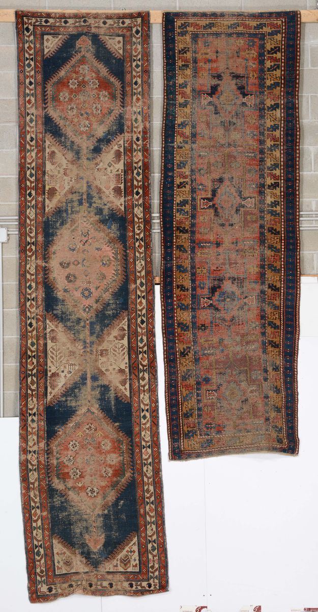 Lotto di due passatoie, una caucasica ed una persiana  - Asta Antiquariato - Cambi Casa d'Aste