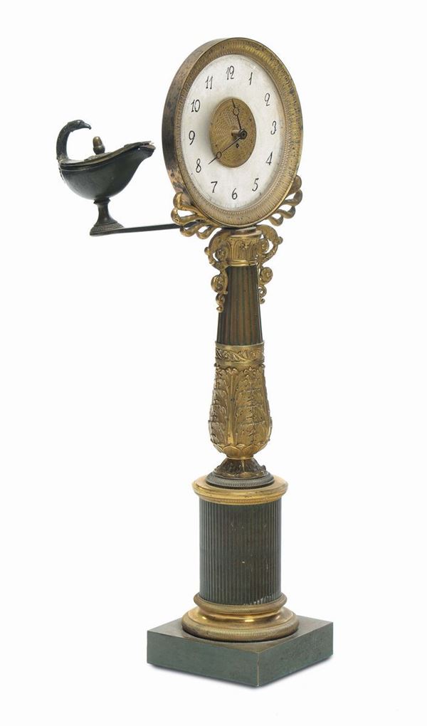 Orologio da tavolo in bronzo dorato, XIX secolo