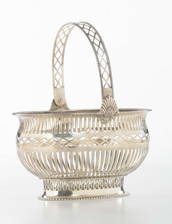 Cestino in argento traforato, Manifattura Londra 1836