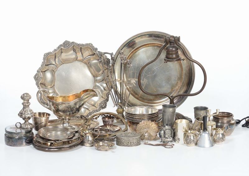 Lotto misto di oggetti in metallo e argento  - Asta Antiquariato - Cambi Casa d'Aste