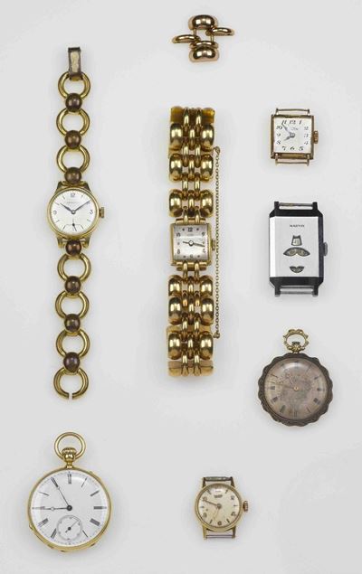 Lotto Composto da Due Orologi da Polso, Tre Quadranti e Due Orologi da Tasca