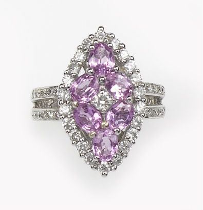 Anello a Marquise