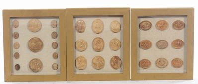 Tre Teche con Collezione di 31 Cammei Neoclassici