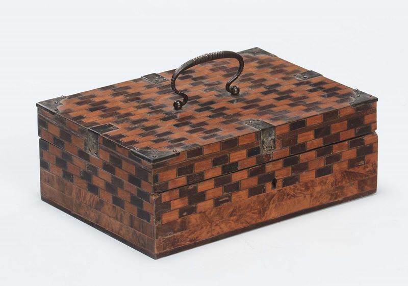 Cofanetto in legno intarsiato, XX secolo  - Auction Fine Art - Cambi Casa d'Aste