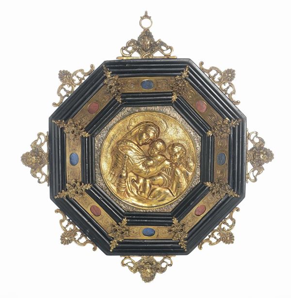 Cornice ottagonale con bronzi, pietre dure e placca in bronzo dorato, XIX secolo