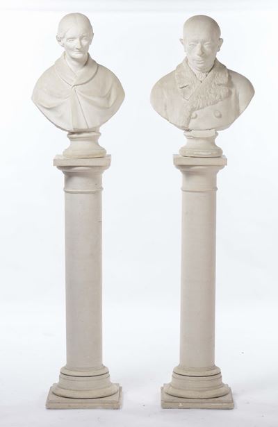 Due Busti in Gesso con Colonne